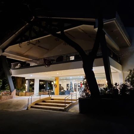 Momarco Forest Cove Танай Екстериор снимка