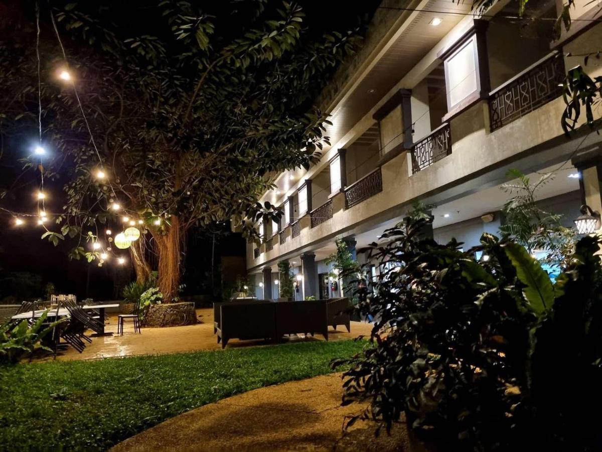 Momarco Forest Cove Танай Екстериор снимка