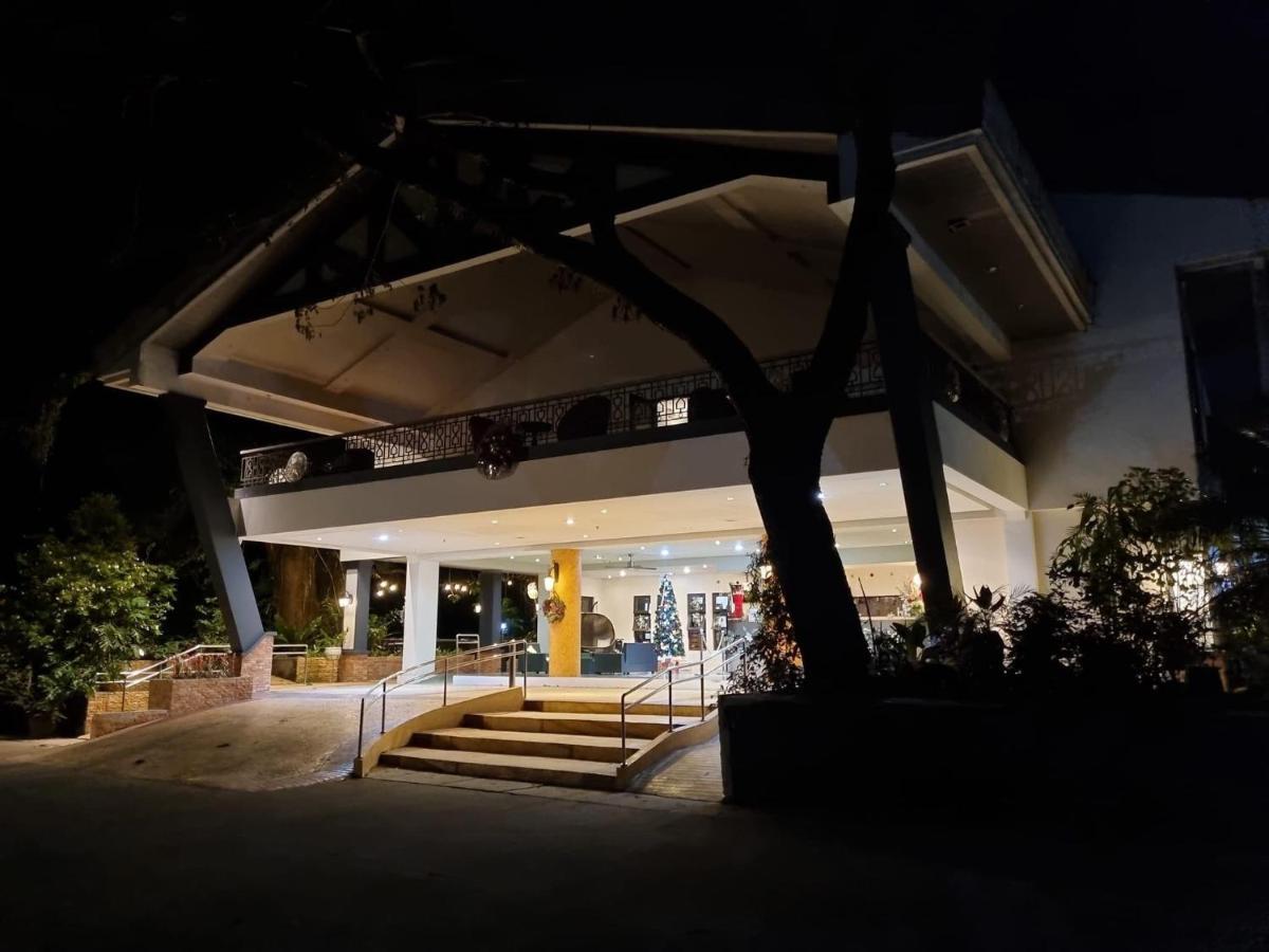 Momarco Forest Cove Танай Екстериор снимка
